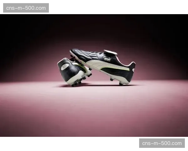 商业合作：运动品牌推出新系列足球鞋，主打“提升传中旋转与精度”